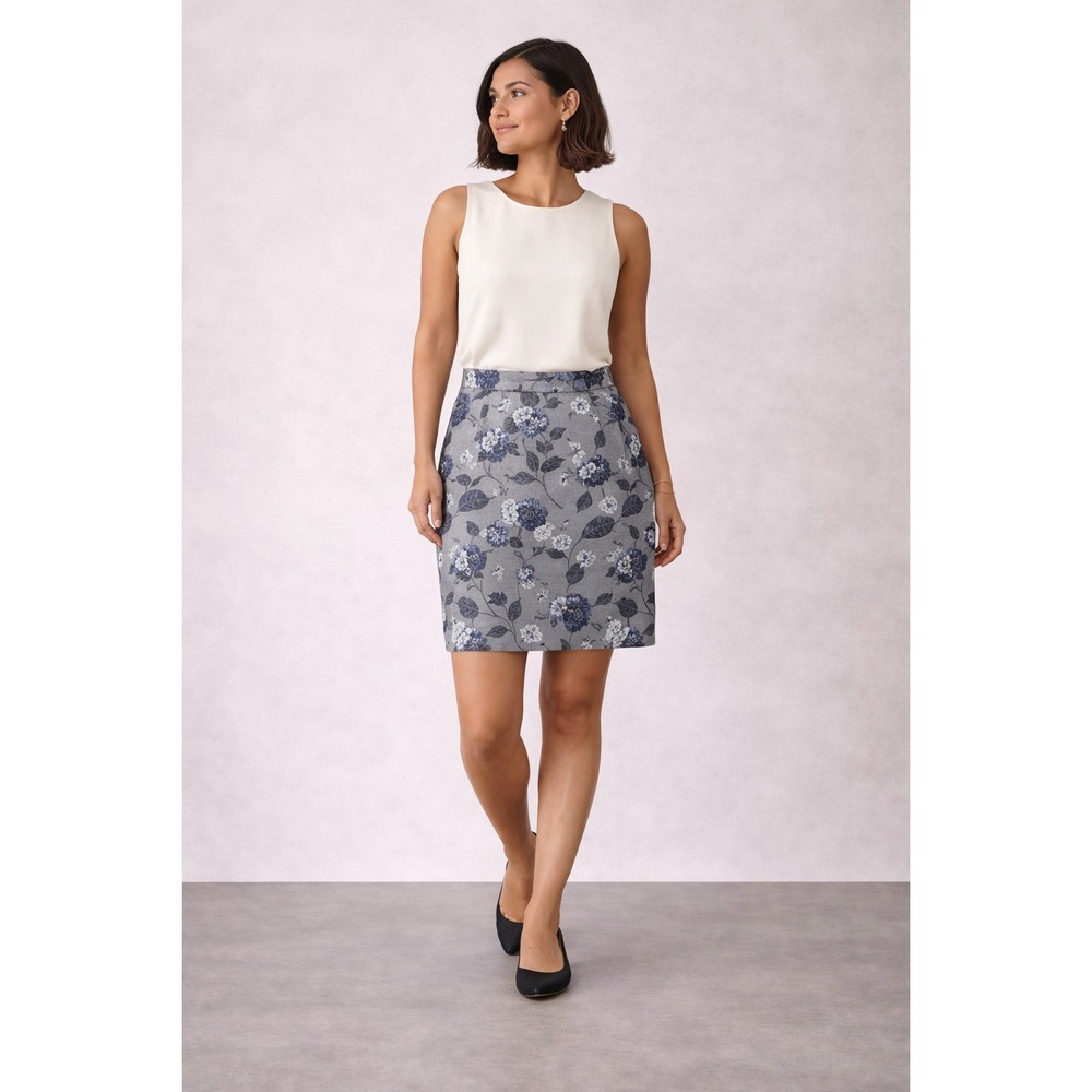 LOFT Petite Jacquard Floral Pencil Skirt Size 00P |‎ Structured